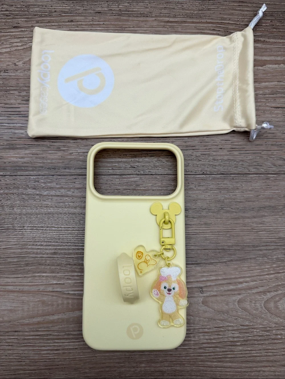 iPhone 17 Pro Max Loopy Case & Cookie Ann Charm